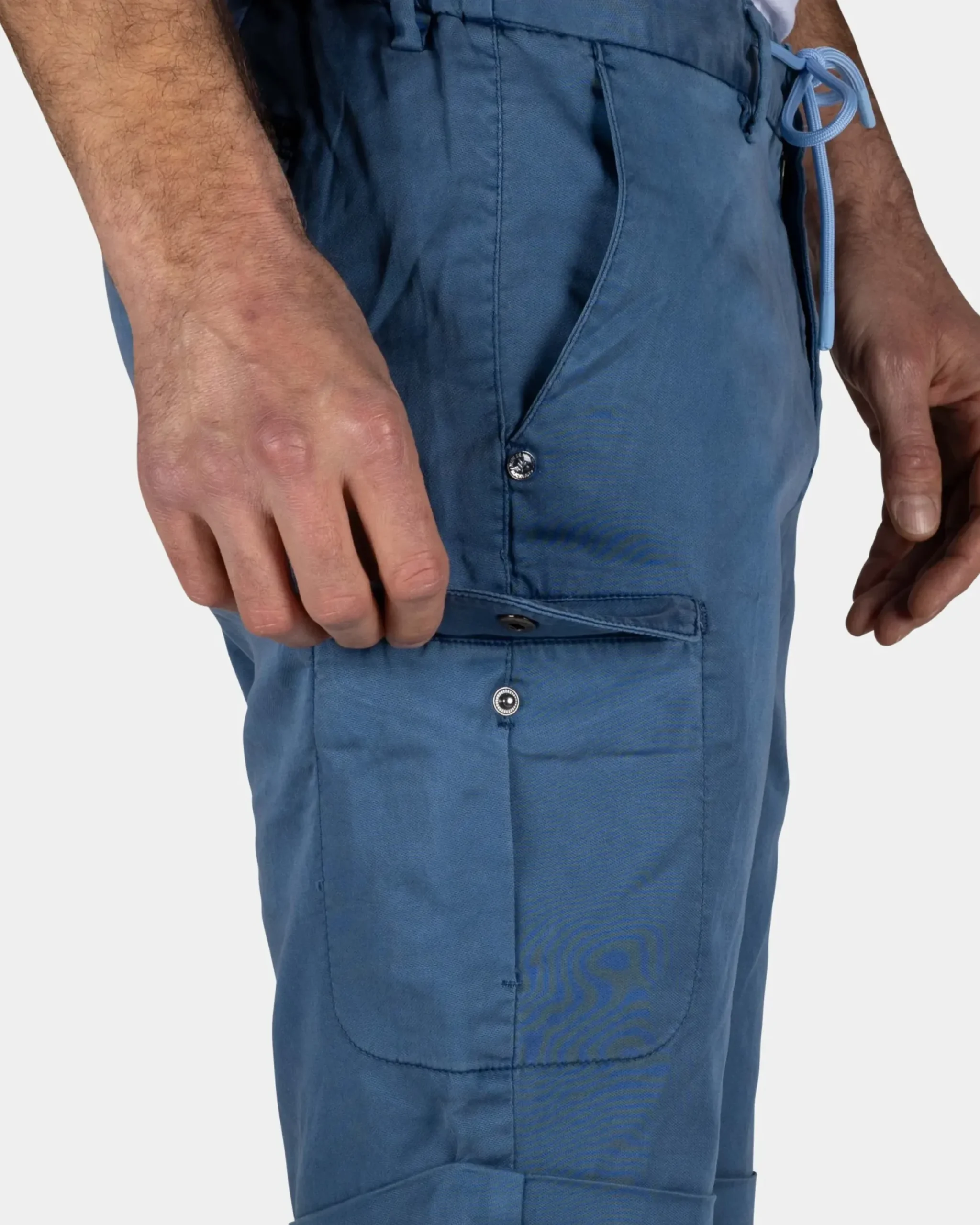 Blauw cargo short met stretch