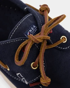 Blauwe leren bootschoenen