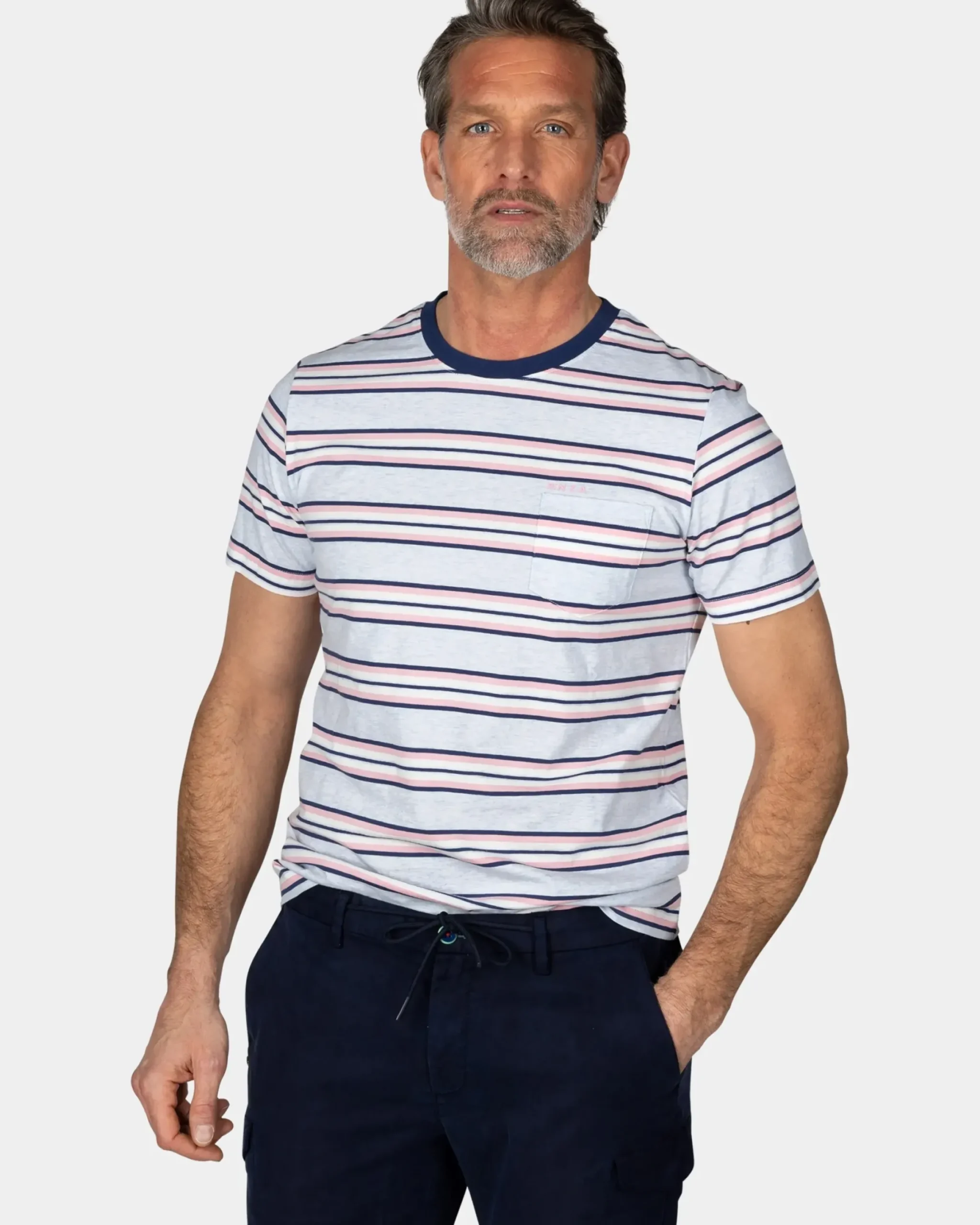 Blauw t-shirt met roze en witte streep