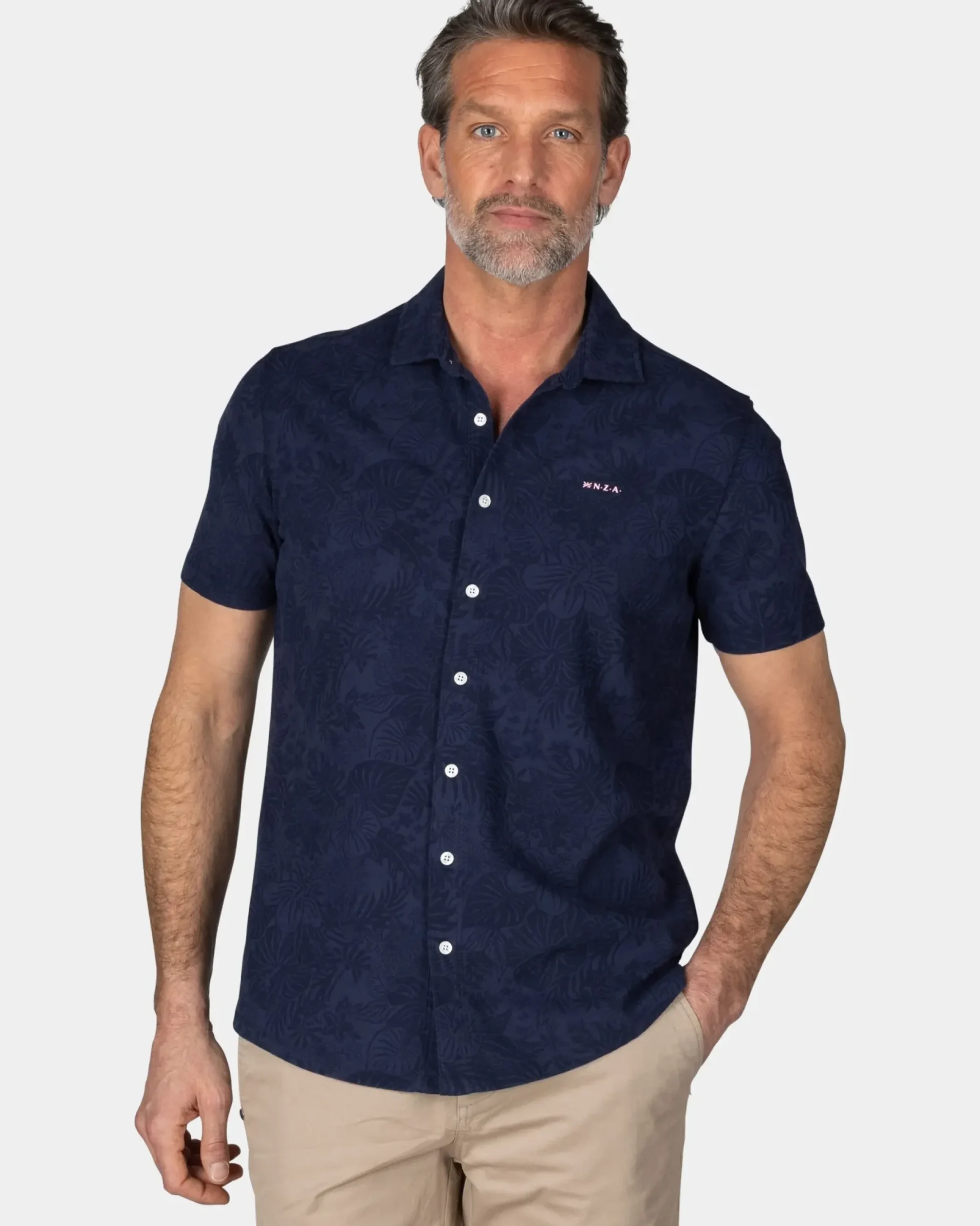 Donkerblauw overhemd met korte mouw en bloemprint