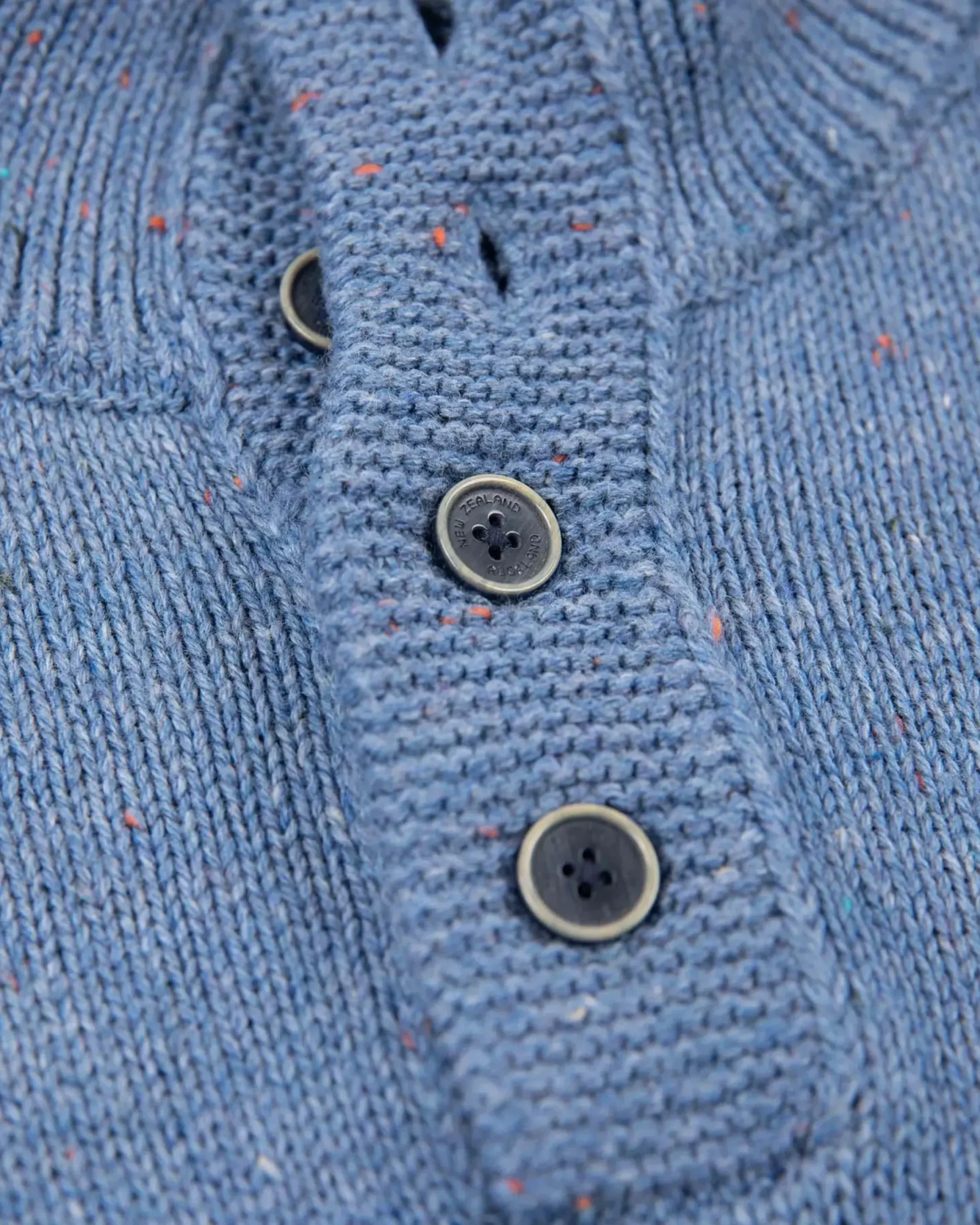 Effen trui met halve knoopssluiting - Cloudy Blue