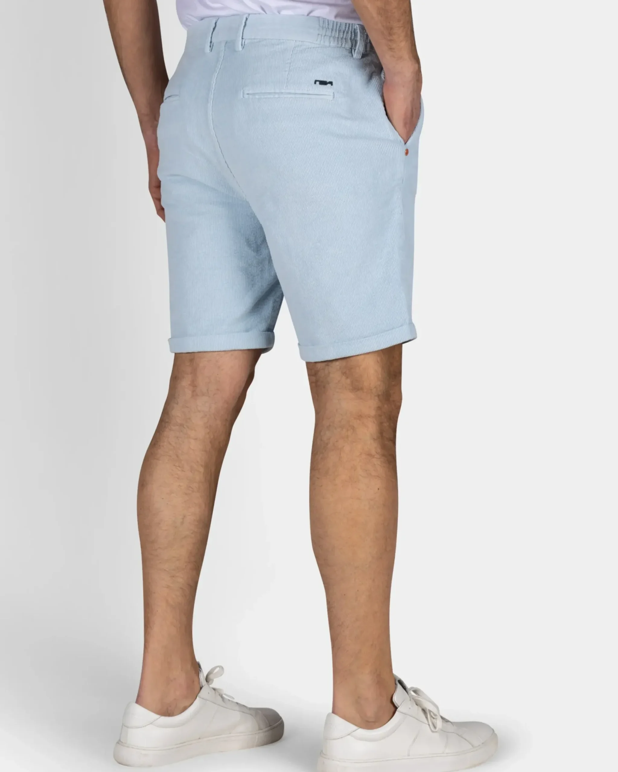 Lichtblauwe korte broek van rib