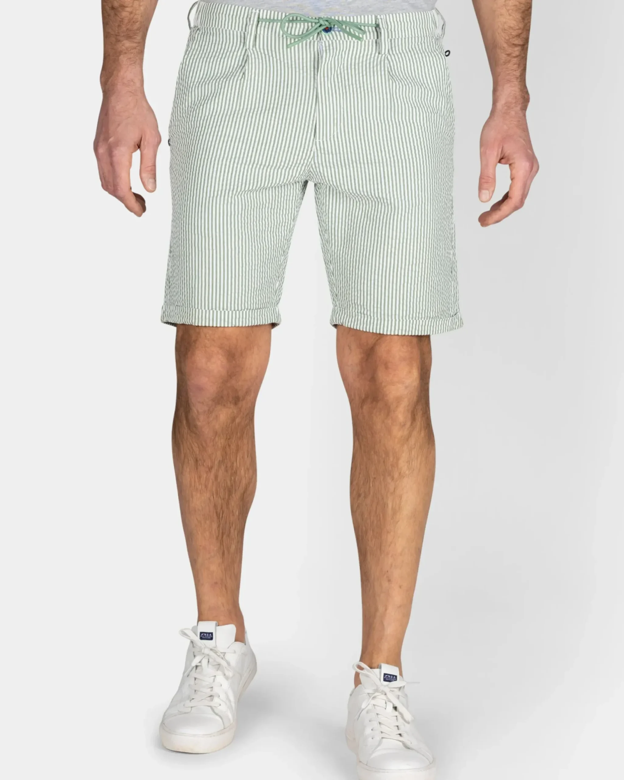 Lichtgroene gestreepte chino short