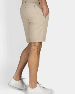 Zandkleurige chino short met stretch